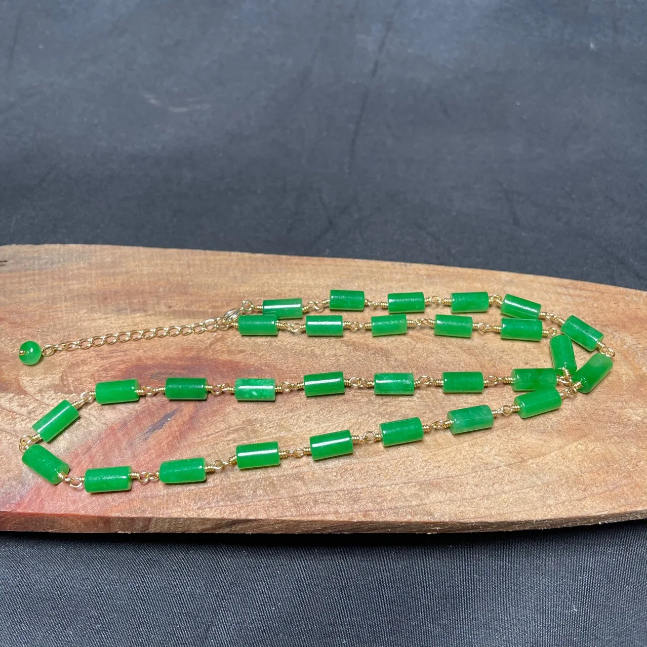 Beading - Collar de cuentas de Jade VERDE,